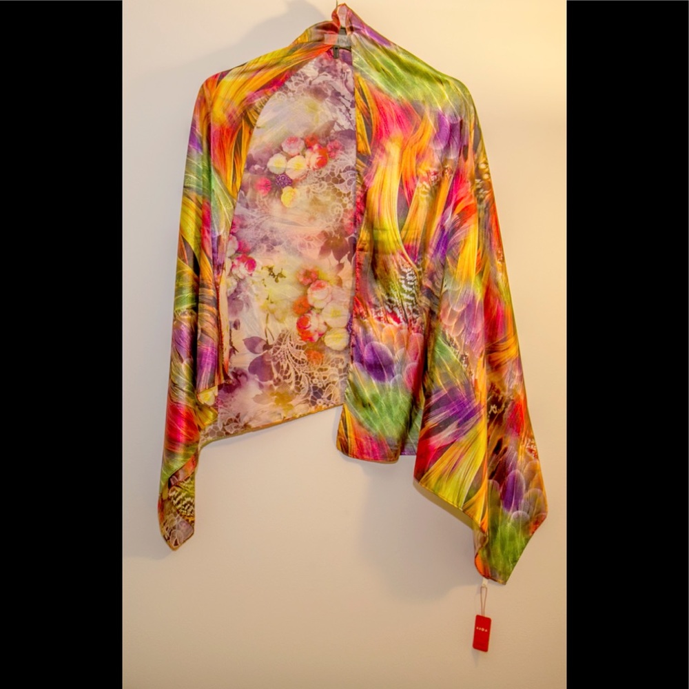 Beautiful 100% silk scarf/wrap